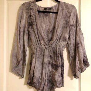 Gray tie dye romper